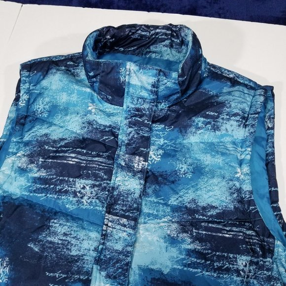 White Mountain Blue All-Over-Print Outdoor Vest - Picture 2 of 11